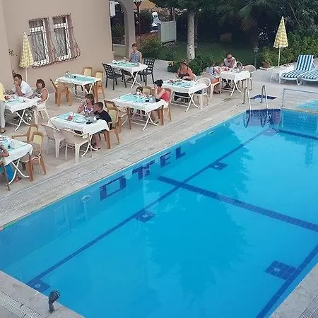 Hotel Zara *